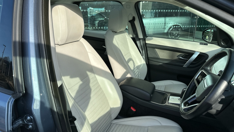 Land Rover Discovery Sport 2.0 D200 HSE 5dr Auto Diesel Station Wagon